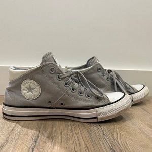 Converse Chuck Taylor All Star Madison Mid Top Grey Sneakers Size 8 Women’s